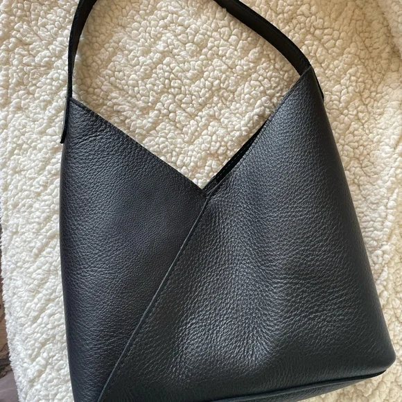 Portland Leather Black Pebbled Naomi Large Bag - Picture 2 of 12